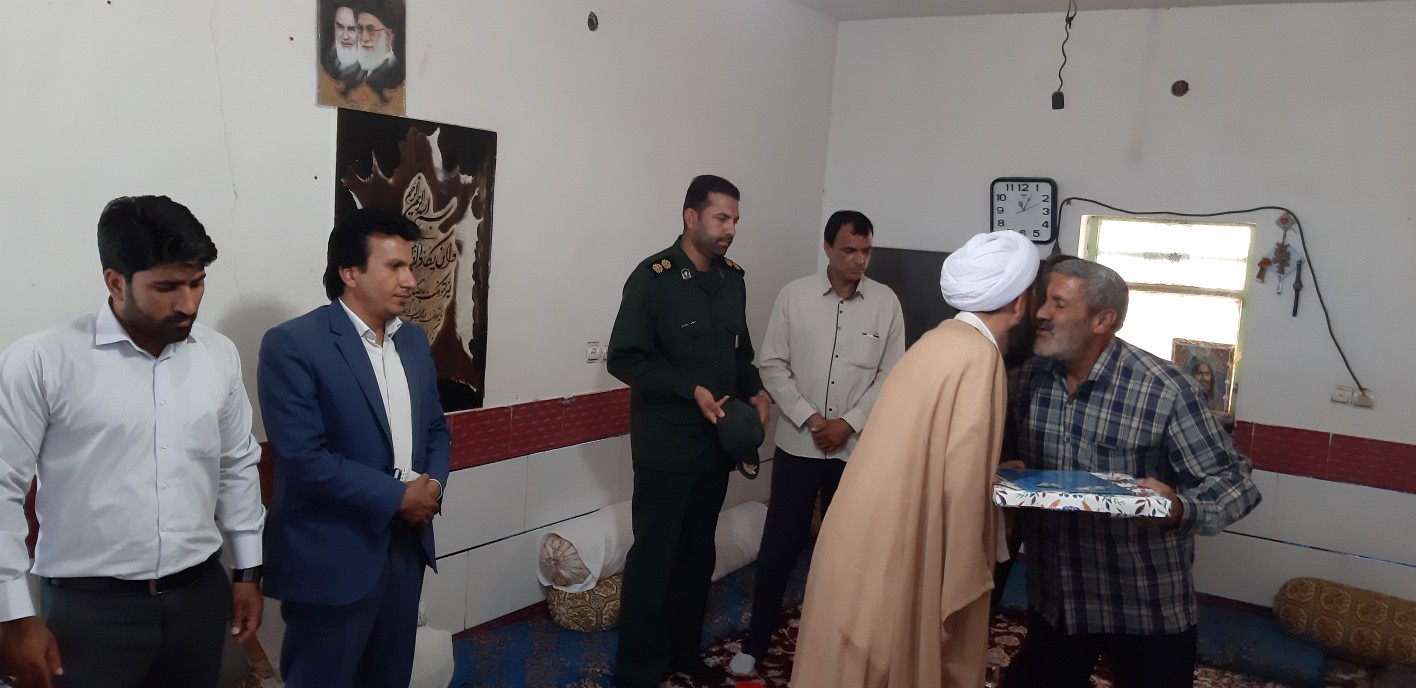 خاطرات آزادگان برای نسل جوان بازگو شود