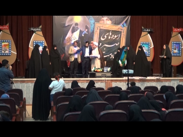 مادران شهدا راوی خاطرات برای نسل جدید