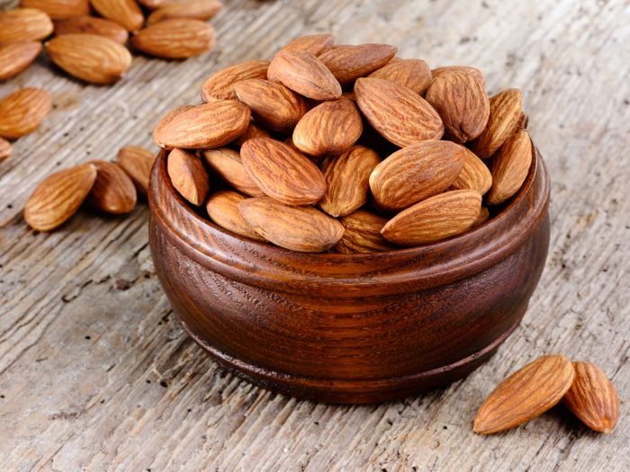 ده عدد بادام به اندازه پنج پرس چلوکباب ارزش غذایی دارد/زیره برای لاغری خوب است اما باعث چین و چروک می گردد/افرادی که زخمشان دیر خوب می&zwnj;شود