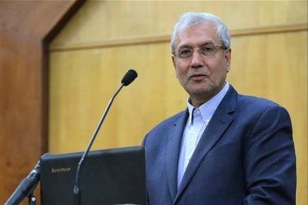 واکنش سخنگوی دولت به دعوت باشگاه خبرنگاران جوان/ ربیعی: سوالات سخت نپرسید!