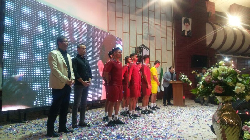 بازیکنان شهرخودرو رنگ عوض کردند/ رحمتی صاحب لقب جدید شد