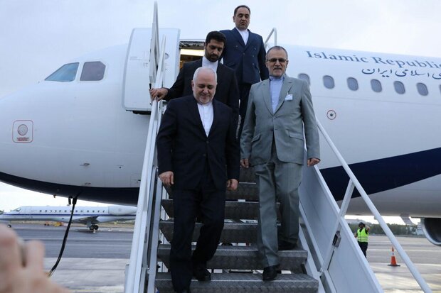 ظریف وارد استکهلم شد