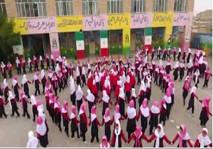 کسب مقام اول مسابقات سرود همگانی کشور بدست دانش آموزان ابتدایی آبادان