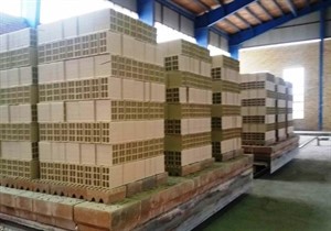 جلوگیری از تعطیلی کارخانه آجرسفال گرگان امروز / ادامه کار ۱۱۰ کارگر