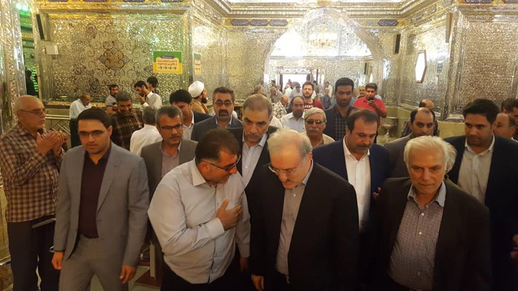 دیدار مردمی وزیر بهداشت در آستان مقدس شاهچراغ (ع)
