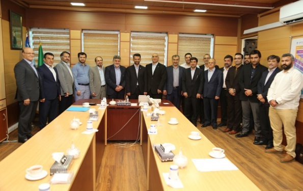 دیدار سرزده آذری جهرمی با مدیرعامل شرکت مخابرات ایران