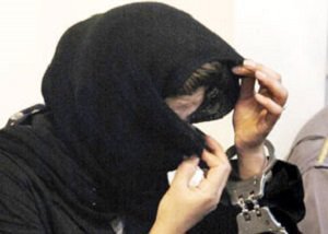 پشیمانی دختر فریب&zwnj;خورده از اعتماد به جوان پلید/ فرشاد با نقشه مرا به شرکت خود کشاند/ وقتی در آن حالت دستگیر شدم روی نگاه کردن در چشمان پدرم را نداشتم