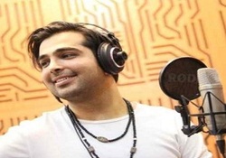 فرزاد فرخ در همدان می&zwnj;خواند