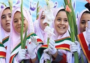 نام نویسی ۲۳ بیش از هزار دانش آموز نهاوندی درسامانه سناد