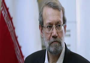 وابستگی اقتصادی فشارهای دشمنان  را بر کشور افزایش می دهد/ باید در برابر اختلاف‌افکنی و توطئه‌افکنی دشمنان ایستادگی کنیم