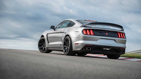 رونمایی از موستانگ شلبی GT350R با رنگ&zwnj;بندی جدید