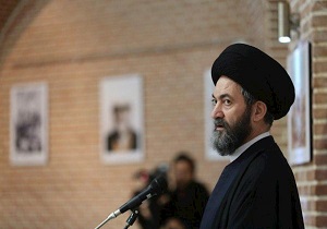 مسوولان باید با تمام توان در خدمت سرمایه‌گذاران باشند