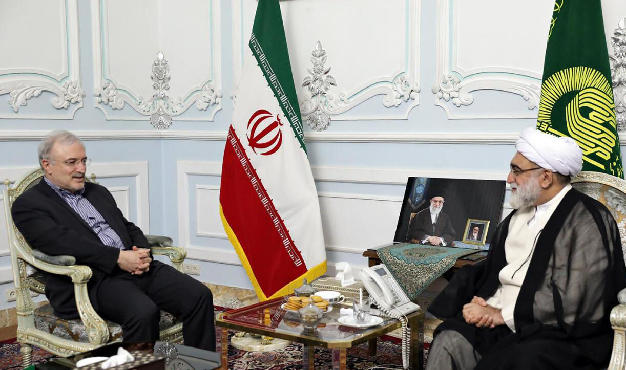 هر خدمتی در چارچوب بهداشت و درمان به حساب انقلاب است