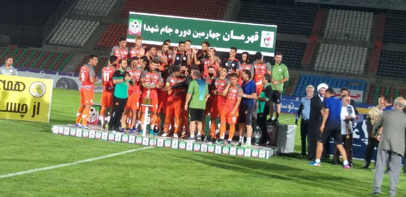 سایپا تهران ۳ - شاهین شهرداری بوشهر یک/ نارنجی پوشان قهرمان جام شهدا شدند
