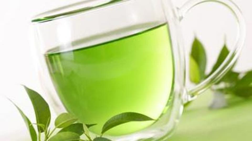 شب&zwnj;ها چای سبز نخورید