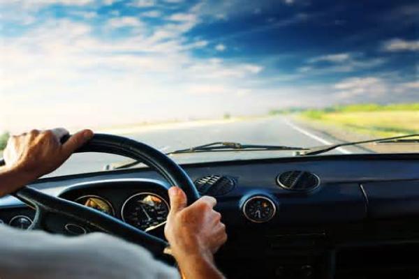 چه کنیم تا حین رانندگی نخوابیم؟ +توصیه&zwnj;هایی برای رفع خواب آلودگی در سفر&zwnj;