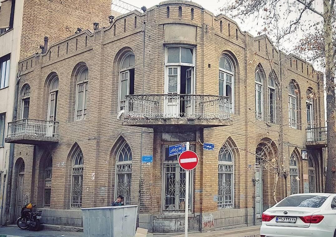احداث ایستگاه آتش&zwnj;نشانی در جوار موزه پمپ بنزین ضروری است