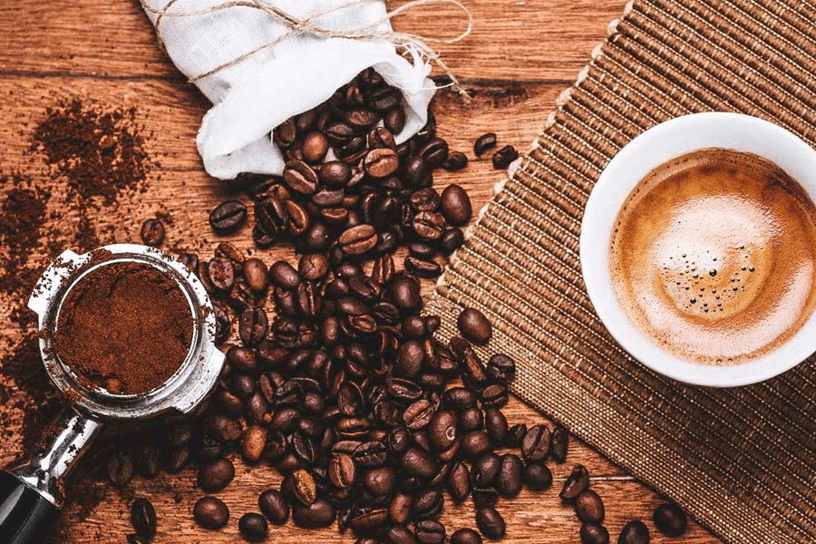 کافئین برای زنان باردار ضرر دارد؟