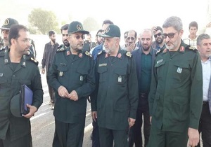 بازدید رئیس سازمان بسیج مستضعفین از پروژه ساخت منزل مسکونی سیل‌زدگان در دلفان