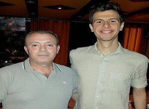 بشار اسد و خانواده&zwnj;اش در یک رستوران + عکس////صادقی