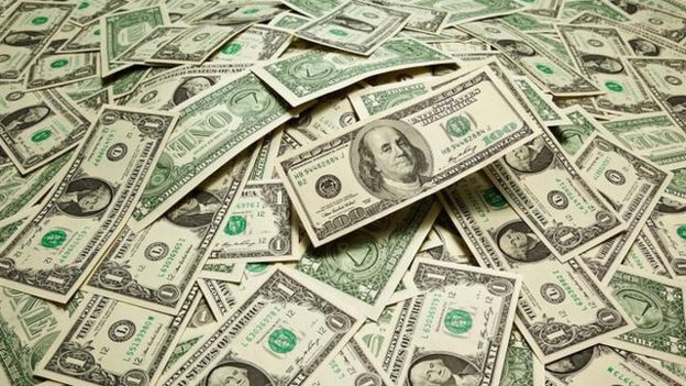 دلار ۱۱ هزار و ۹۵۰ تومان شد / بازگشت روند کاهش نرخ به تمام اسعار مسافرتی