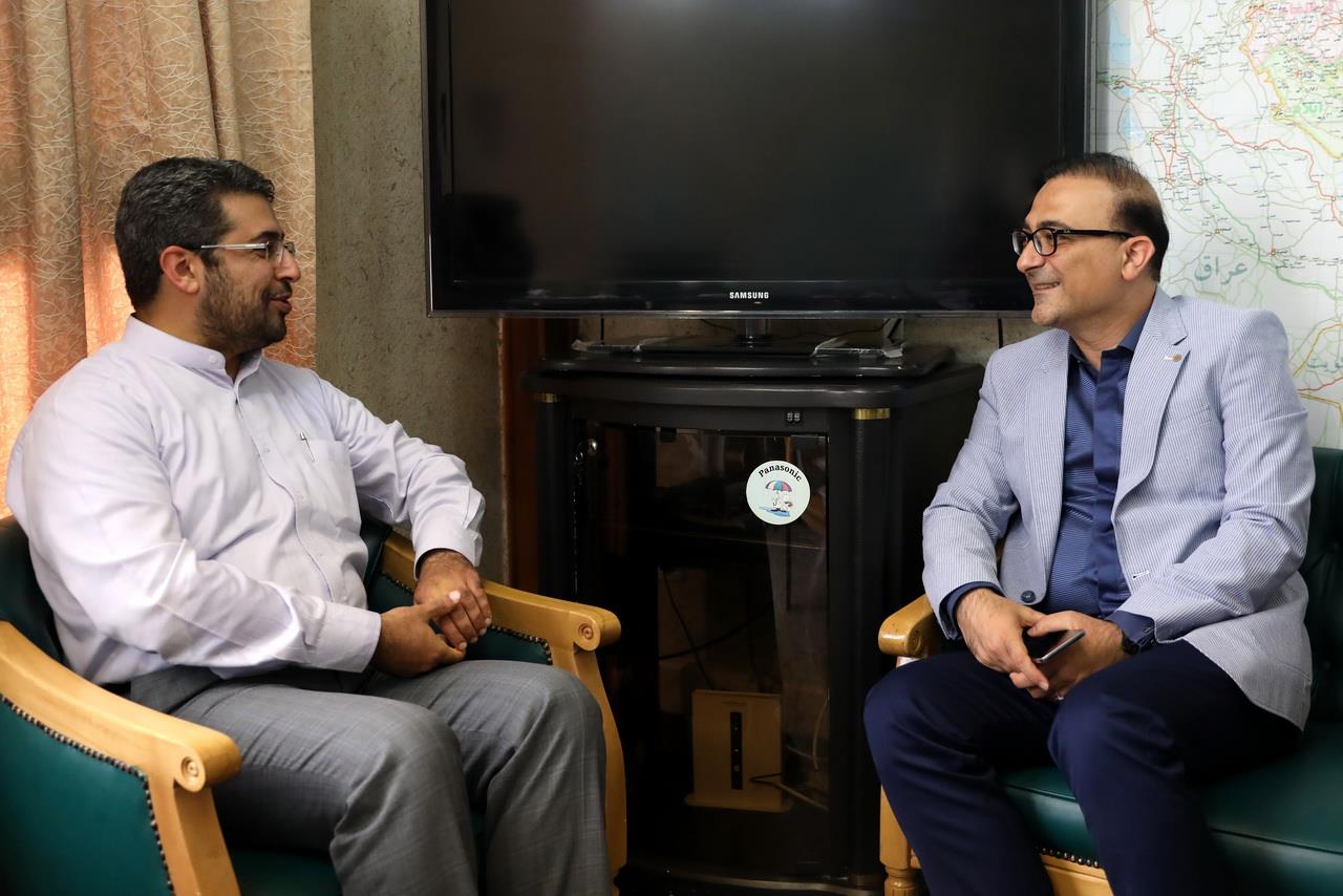 بازدید رئیس مرکز روابط عمومی وزارت ارتباطات از باشگاه خبرنگاران جوان