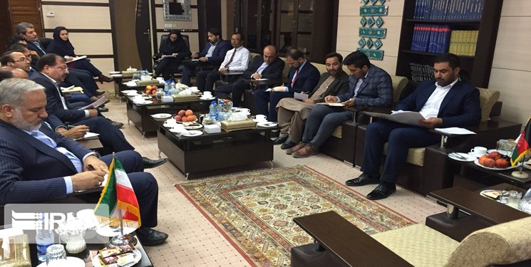 بستر مناسب برای صادرات و واردات با هزینه کم فراهم شود