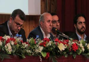 تنکابن قطب مرکز رشد غرب استان شود