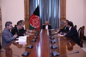 اردکانیان، پیام روحانی را تقدیم اشرف غنی کرد