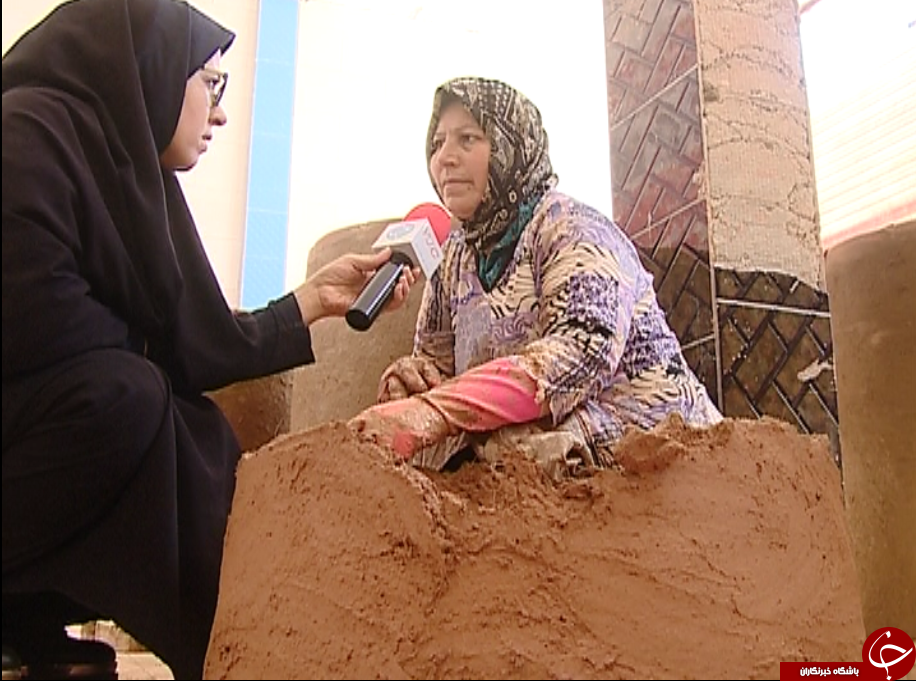 هنری به قدمت تاریخ/ بانوان&nbsp; روستای گلابر خالق تنورهای هستند که مشتریان خاص از سراسر کشور دارند