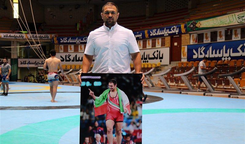 تجلیل از کمیل قاسمی دارنده مدال طلای المپیک لندن در خانه کشتی