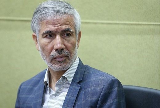 استاد آهی چهره ای شاخص وبینظیر درعلم عروض بود
