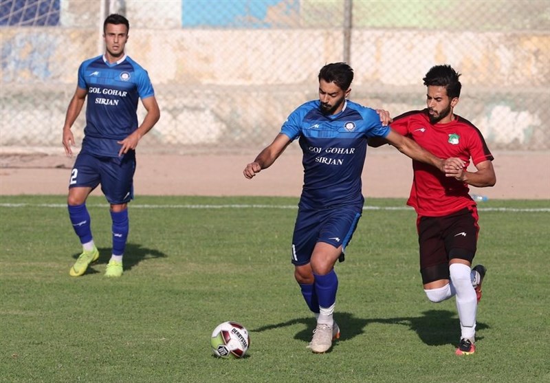 مدافع گل گهر اولین گل به خودی لیگ نوزدهم را به ثمر رساند