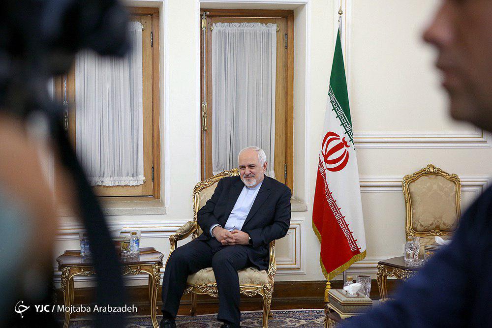 ظریف با رئیس&zwnj;جمهور فرانسه دیدار می کند