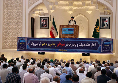 نباید مشکلات داخلی بهانه‌ای برای ایجاد شکاف بین مردم و نظام شود