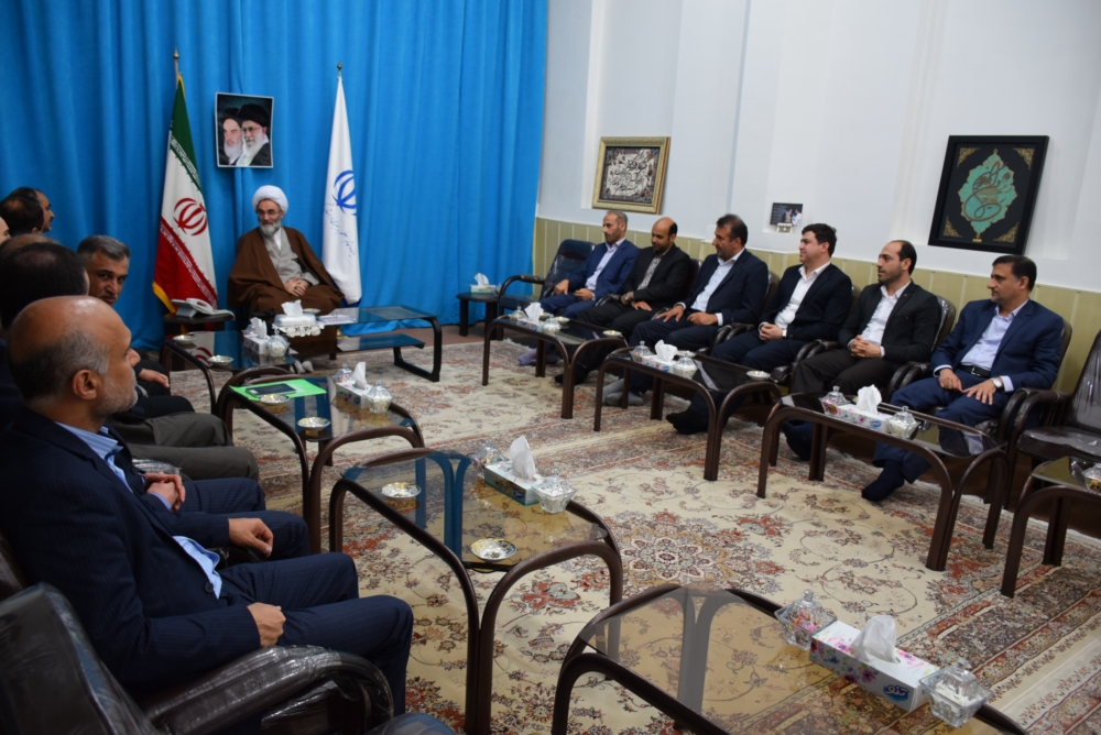 جمهوری اسلامی در سایه ایمان به اقتدار رسید