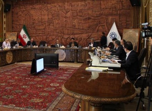 شهرام دبیری با ۶ رای از ۱۳ رای شورا رئیس شد