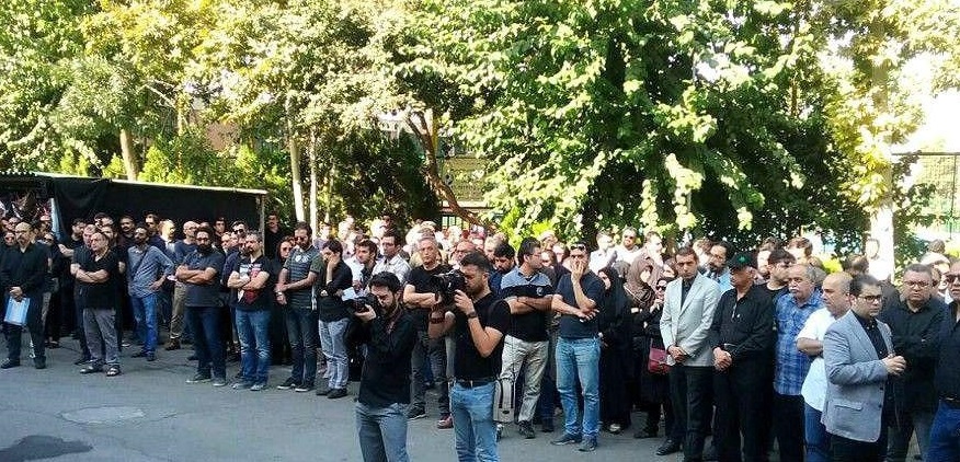 مراسم تشییع پیکر مهدی شادمانی برگزار شد مراسم تشییع پیکر مهدی شادمانی برگزار شد