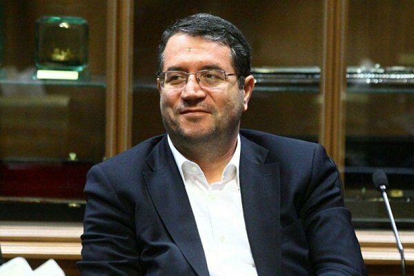 استیضاح رحمانی در وضعیت کنونی اوضاع بازار را به هم ریخته&zwnj;تر می&zwnj;کند/ برخی عوامل از اراده وزیر صنعت خارج است