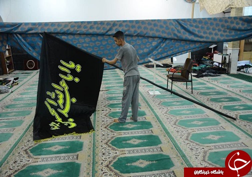 سیاه پوش کردن چهره ی شهر و تکایا در آبادان+تصاویر