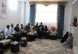 سرکشی از خانواده شهدای مدافع حرم استان سمنان