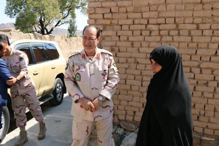 دیدار فرمانده مرزبانی خراسان رضوی با خانواده شهدا