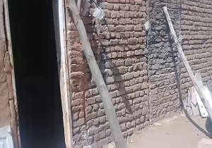 درد و دل شهروند لرستانی از وضعیت خانه‌اش پس از سیل + فیلم