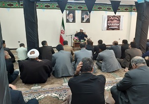 شاخص ما در نظام، رهبری است