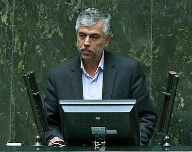 لزوم واگذارکردن اختیارات تهران به سایر استانها از سوی وزرا/نظام آموزشی ما از مدرک گرایی رنج می برد