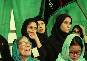 گسترش فرهنگ عاشورا با ایجاد زمینه شرکت گردشگران خارجی در مراسم‌های عزاداری