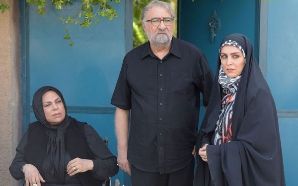 &laquo;مرضیه&raquo; به لوکیشن بیمارستان رسید/ حضور خبرنگاران در پشت صحنه سریال فلورا سام