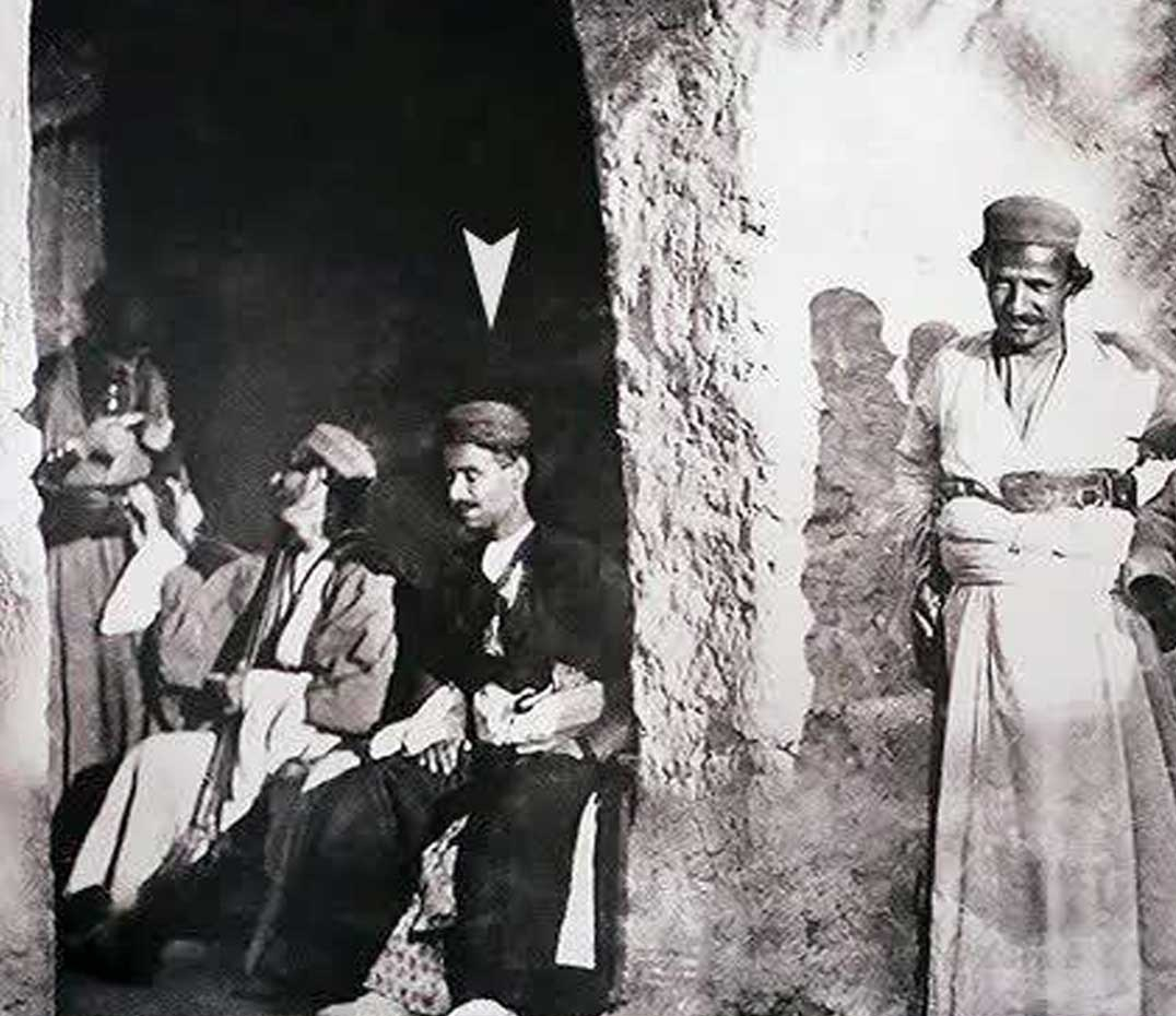 سرداری که کابوس &laquo;انگلیس&raquo; شد+ عکس و فیلم