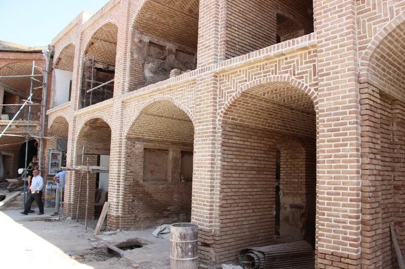 پیشرفت۶۰ درصدی مرمت سرای &laquo;ایکی قاپیلار&raquo; بازار تبریز
