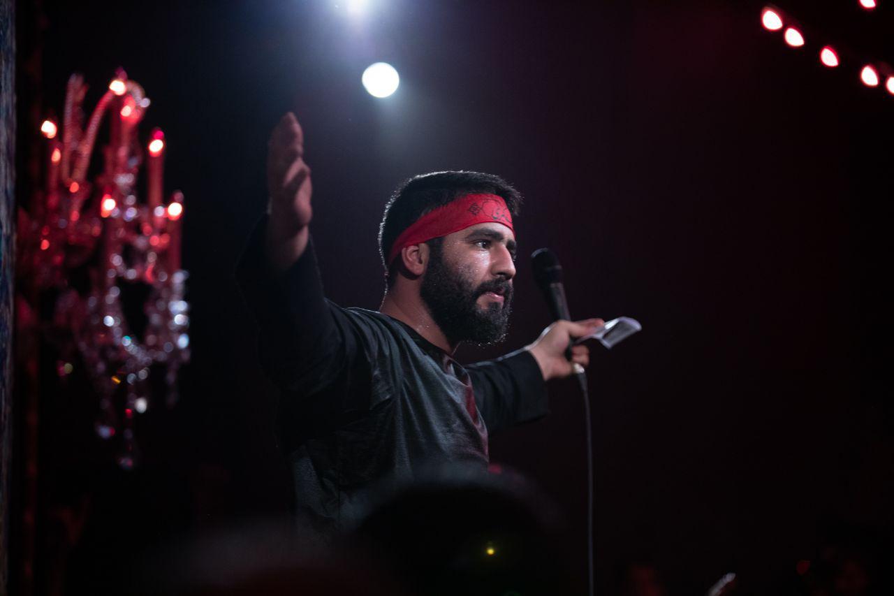 گلچین مداحی شب چهارم محرم ۹۸ با نوای مداحان اهل بیت (ع)+دانلود گلچین مداحی شب چهارم محرم ۹۸ با نوای مداحان اهل بیت (ع)+دانلود